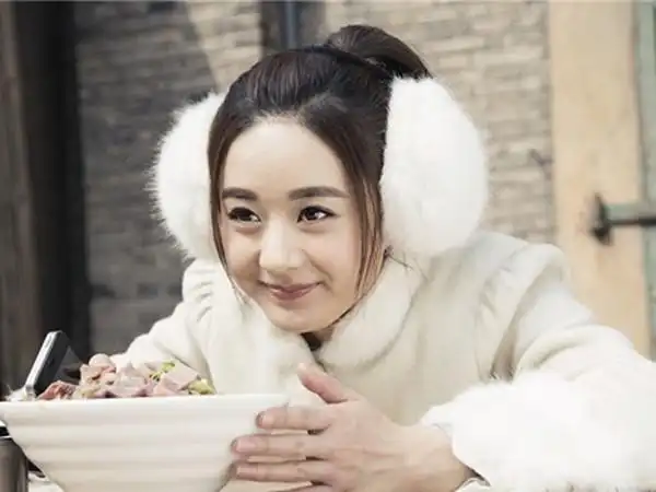 杉杉来了赵丽颖发型图片丸子头萌动可爱