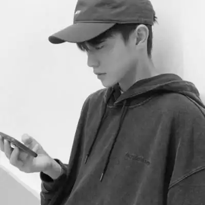 优质黑白男头像 帅气好看的超清黑白男头像图片_男生头像_头像屋