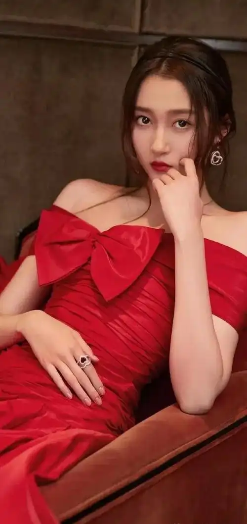 百变关晓彤锁屏壁纸676767