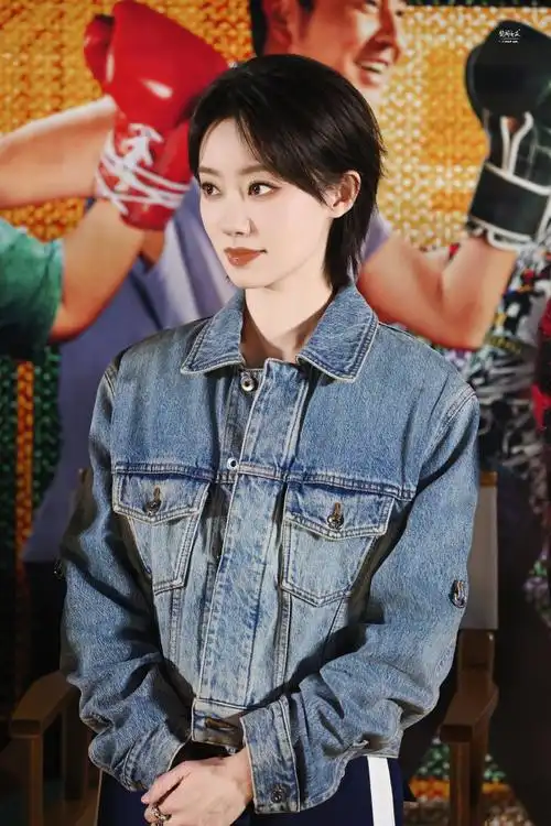 张小斐 最后乐丹望向擂台的眼神##张小斐眼神##张小斐电影热辣滚烫