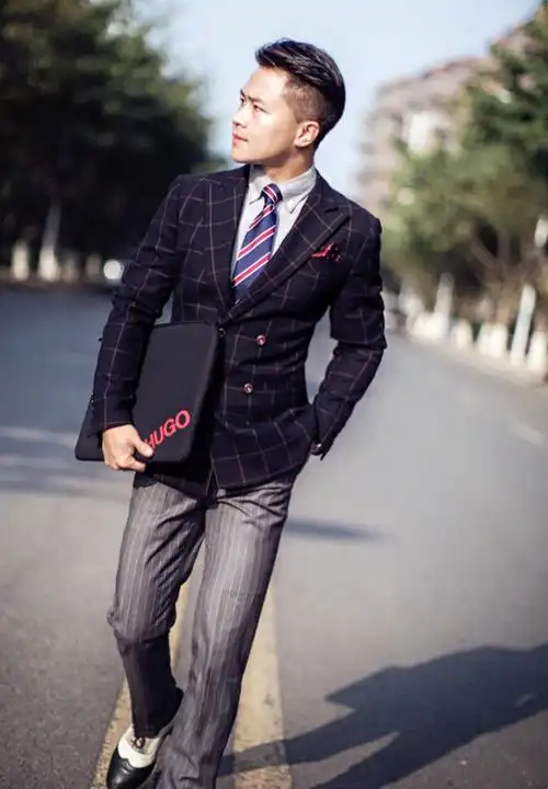 骚年你会装b吗男士经典拍照姿势