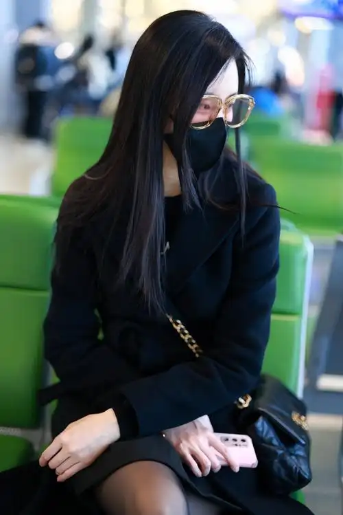 陈都灵机场私服好美丽#陈都灵手动wink好可爱