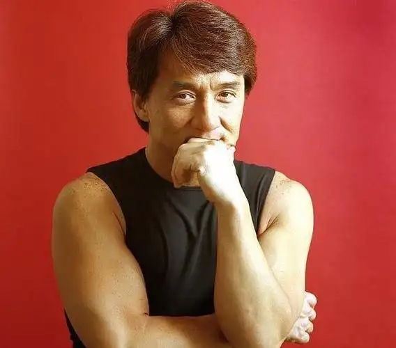 成龙传奇的一生上部年轻的成龙大哥太拼了值得尊敬!_网易订阅