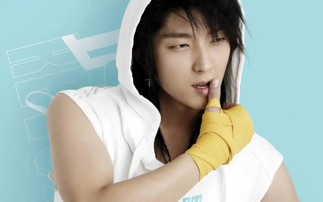 韩国美男李准基桌面壁纸高清大图预览1440x900_日韩明星下载_美桌网