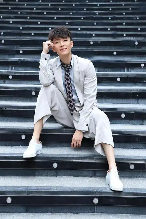 代旭《精英律师》上海发布会 认领"忠犬男友"角色新标签