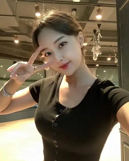 韩版杨超越身材照曝光优秀到堪称完美