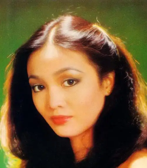 p>郑裕玲(carol cheng),1957年9月9日生于中国香港,中国香港女演员