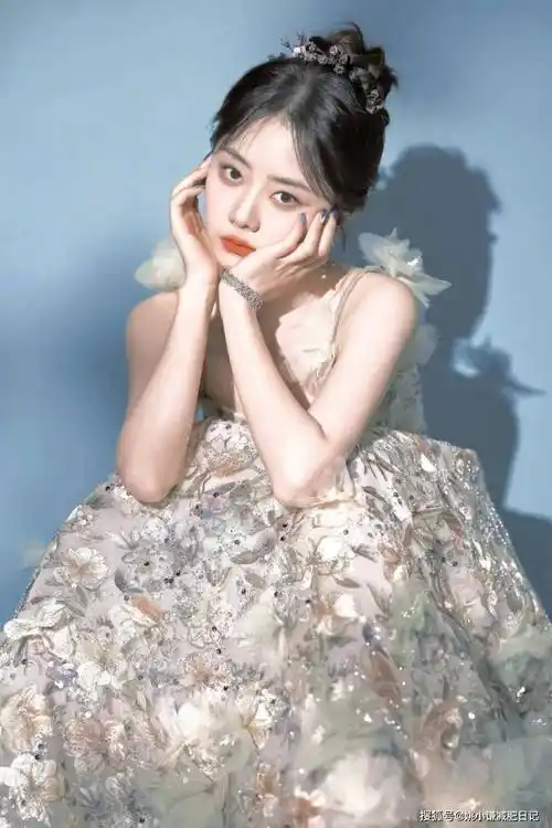 谭松韵,公认的美娃娃脸,公开6个方法让你瘦成"皮包骨"_身体_减肥_进行