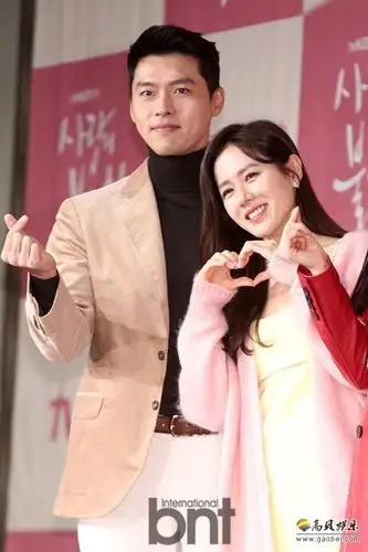 韩国演员玄彬和孙艺珍再次否认恋爱传闻