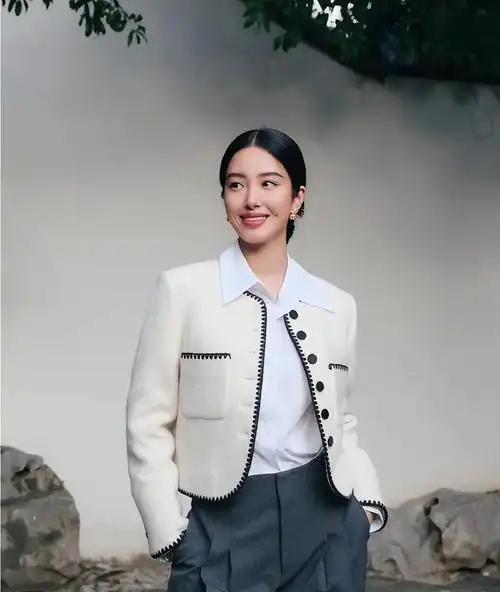 芳华播出7年冯小刚亲选六美差距已拉开境遇天壤之别