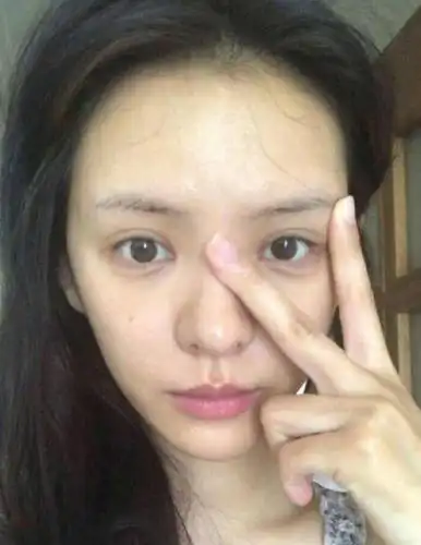 水玲珑终于上场了,网友吐槽皇帝口味重,张予曦晒出素颜照回应