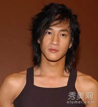 国内资讯 >> 正文 【导读】亚洲最丑明星top20,韩国明星李敏镐和刚刚