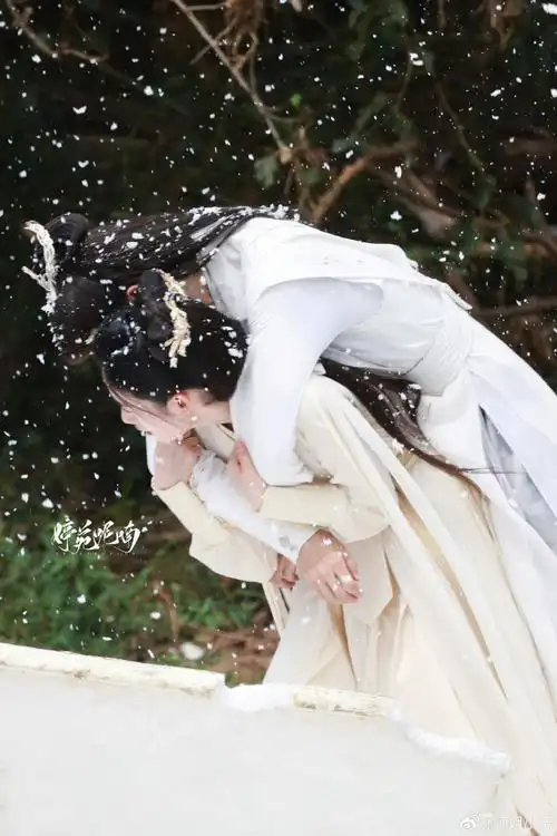 念无双#全阵容造型:唐嫣,刘学义,郭晓婷,王弘毅,周柯宇,张俪,陈楚河