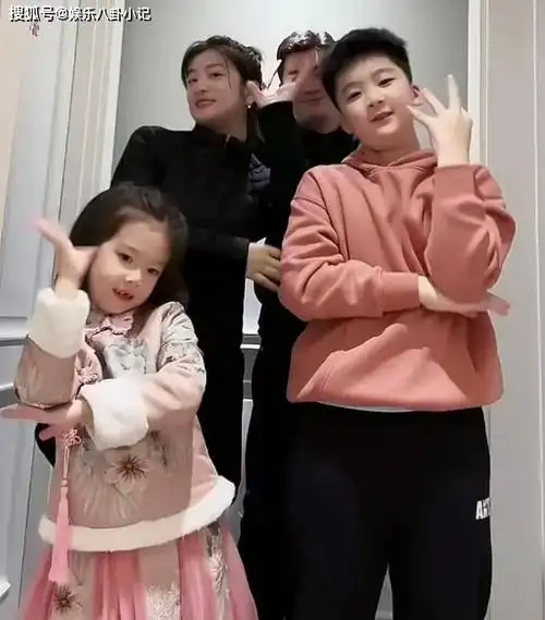 原创曹征戏里搭档赵丽颖演渣男成名戏外却宠妻15年儿女双全