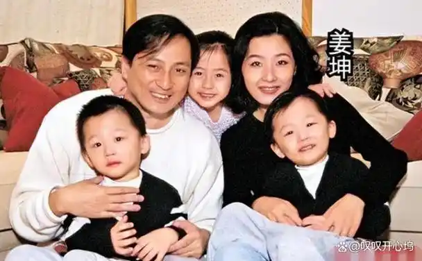 65岁汤镇业一人承担6子女生活开销年均500万