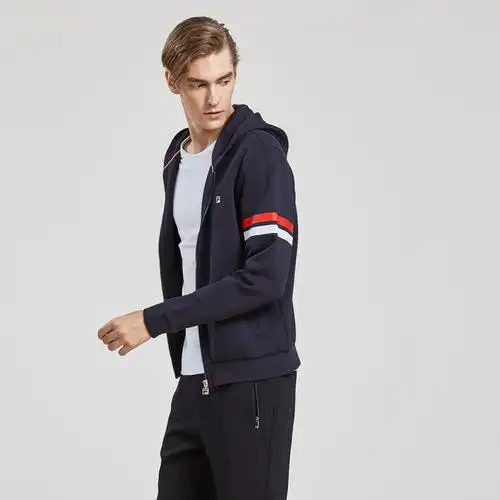 斐乐fila 2018冬季新品 时尚休闲运动服条纹潮流男款针织上衣