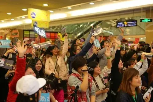 粉丝福利 | 王凯,《终极一班5》见面会圆满结束!更有明星签名好礼送给