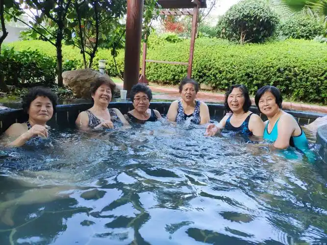 江西宜春温汤镇泡脚,泡温泉.2018年11月25一12月5.