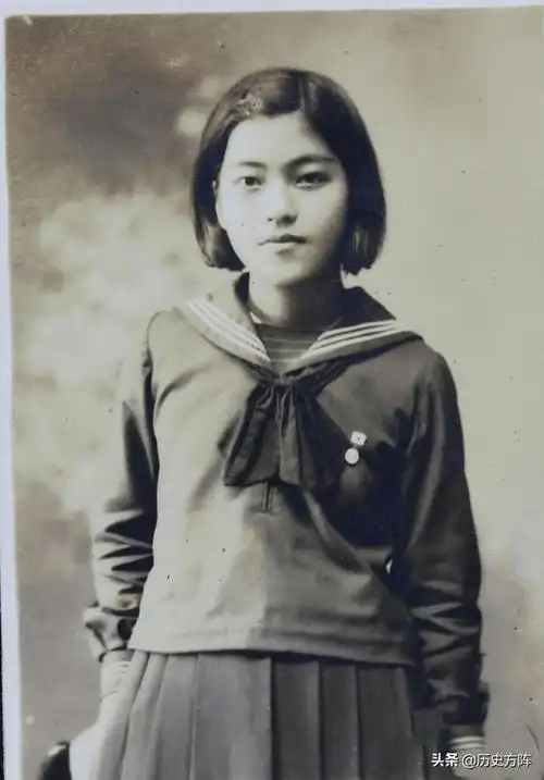 上世纪20年代台湾省中学女生学习生活老照片校服漂亮