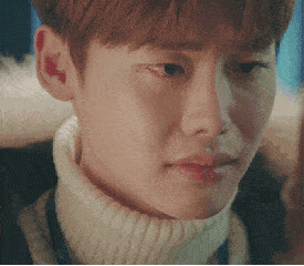 韩国明星李钟硕哭泣难过gif动图_动态图_表情包下载_soogif