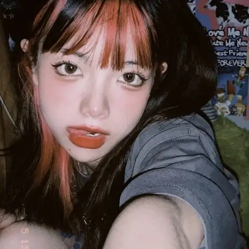 想球球这种吐舌的头像