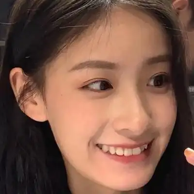 2020网红女生头像甜美可爱 爱别人时先爱自己