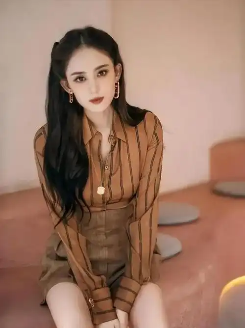 有种夺命的刀叫古力娜扎的腰有种夺人的魂叫她的臀