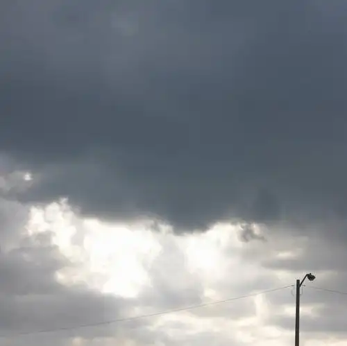 路灯,照明,阴影,光线,影子,乌云,云,阴天,云朵,灯光,云彩,灯,天空