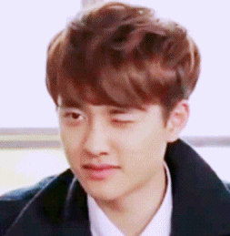 都暻秀gif帅哥gif眨眼gif搞怪gif黑色衣服gif