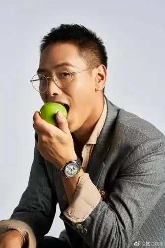 o专访   汤子嘉:做善于创新的"二代"