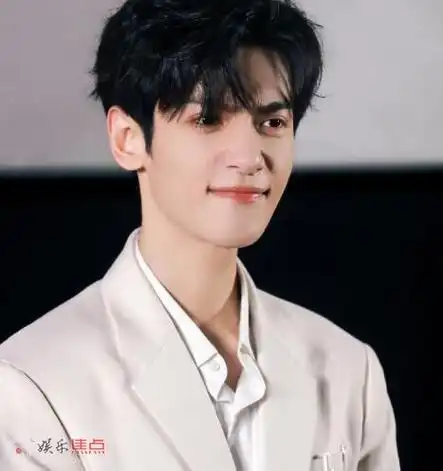 罗云熙为什么那么瘦