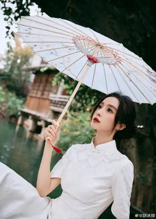 胡冰卿国风旗袍##胡冰卿好薄一片