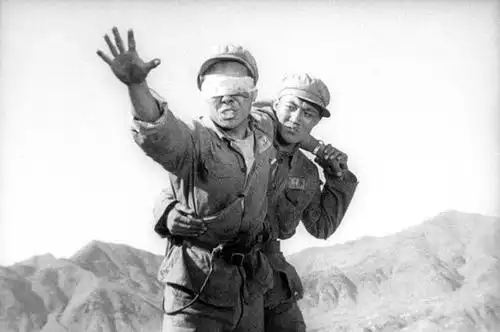 电影背后的故事:电影《上甘岭》最早的名字叫《二十四天》