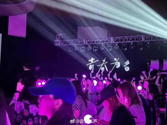 陈立农新专辑青春为名#第一次见陈立农,应该还是