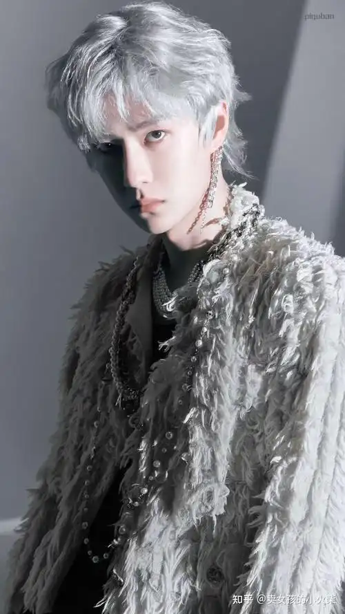 王一博精美神图