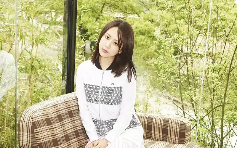 杨紫杂志写真高清壁纸