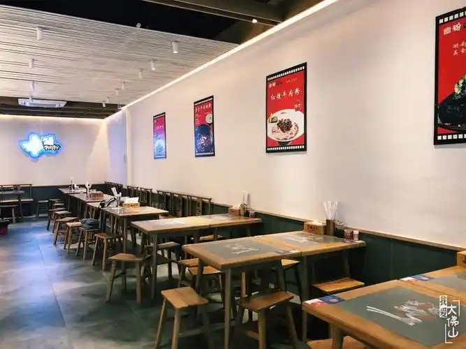 探店藏在佛山闹市中的一家米粉店却满载着湖南人的思念