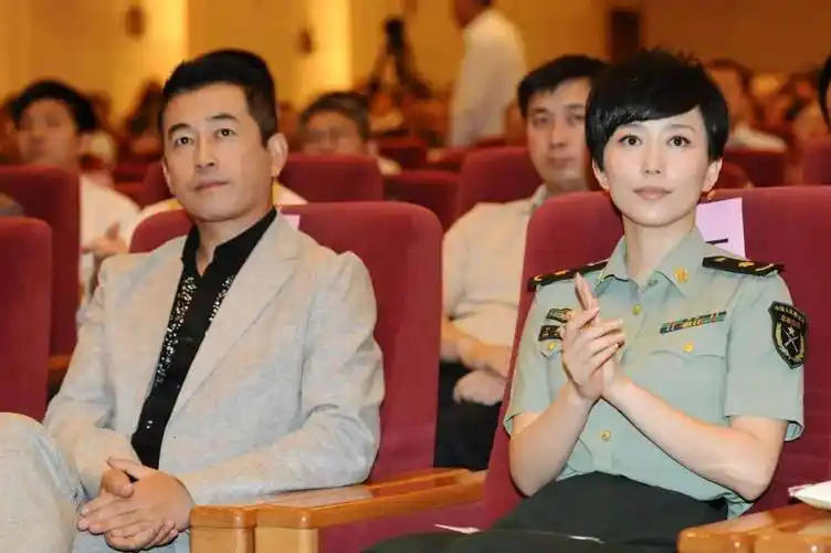 王志飞:一生愧对聋哑父母,骂前妻儿子没出息,竟是激将法_张歆艺_李健