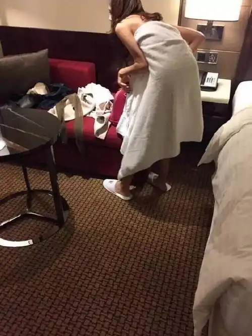 "宝宝心里苦"王宝强老婆出轨事件猛料又来了!收好不谢!