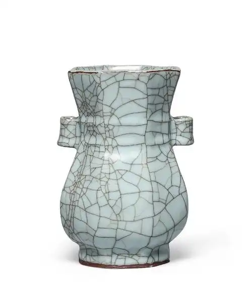 哥釉贯耳八方瓶