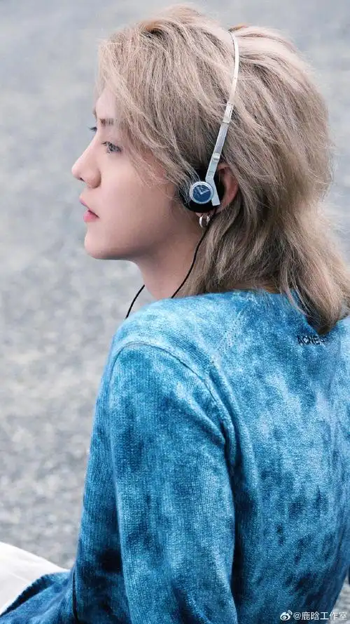 鹿晗长发侧颜