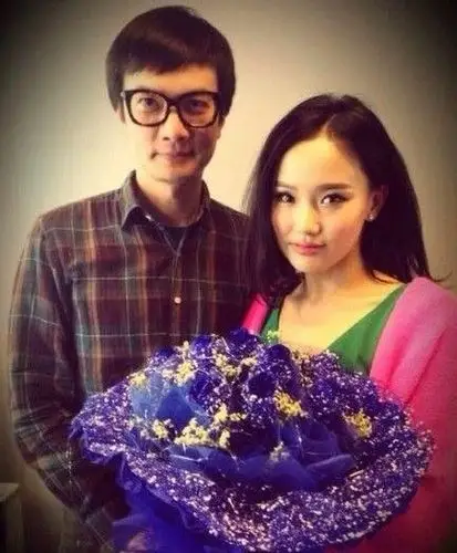 黄龄和老公生活照遭扒 黄龄结婚了吗?