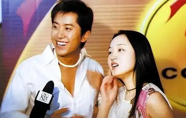 分手的26年后,赖文峰出狱乡下结婚度日,杨钰莹的选择令人心疼