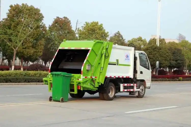 压缩垃圾车图片大全