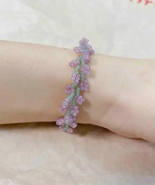 薰衣草米珠手链珠子都是进口的哟