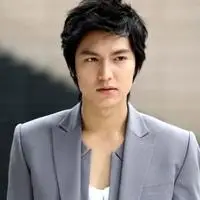 带点小清新的韩国人气男明星_qq男生头像_找个性网