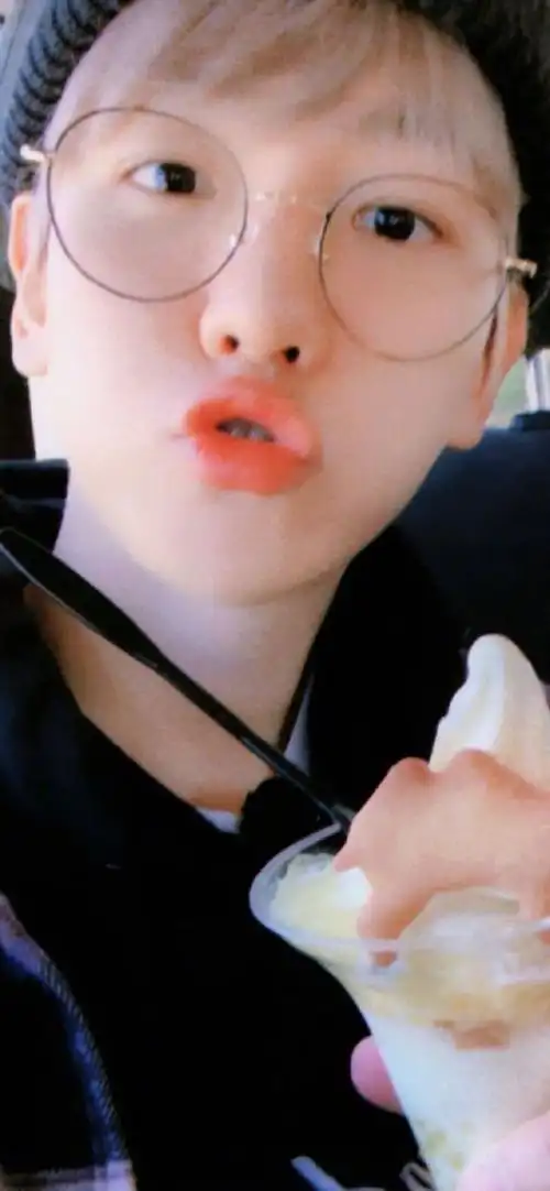 边伯贤爱你如一