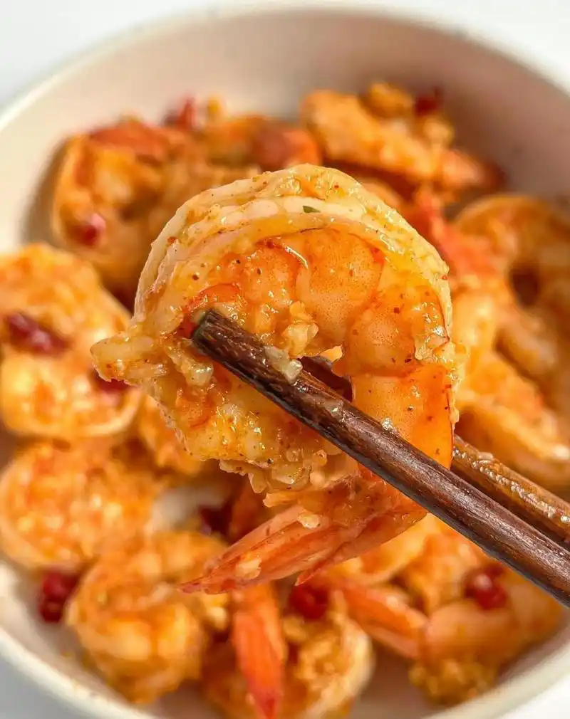 蒜香黄油虾的做法,巨巨好吃!