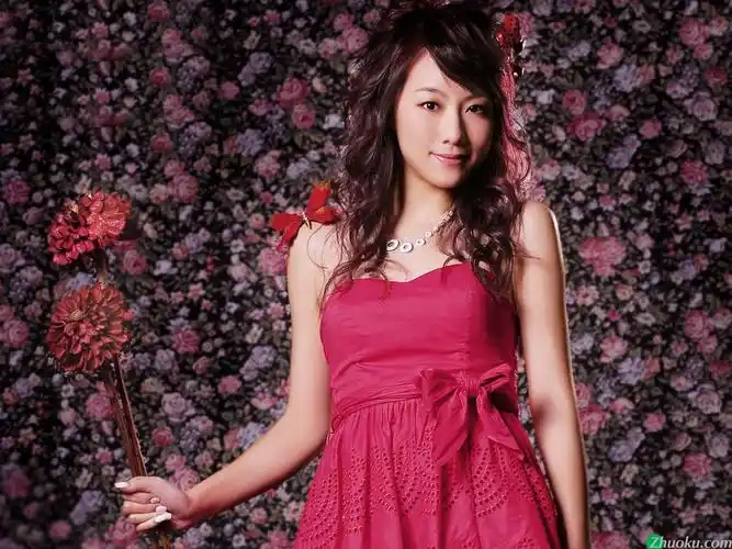 青春少女代言邓丽欣壁纸