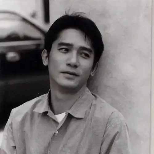 梁朝伟风波加剧,早已经回港却不跟刘嘉玲生活,定居日本原因揭晓